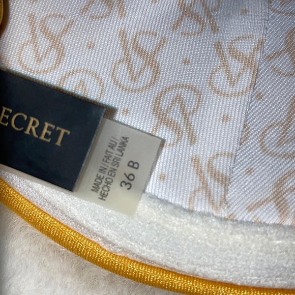 NWOT VS Swimsuit- Yellow w/Gold Detail 36B S - Picture 8 of 9